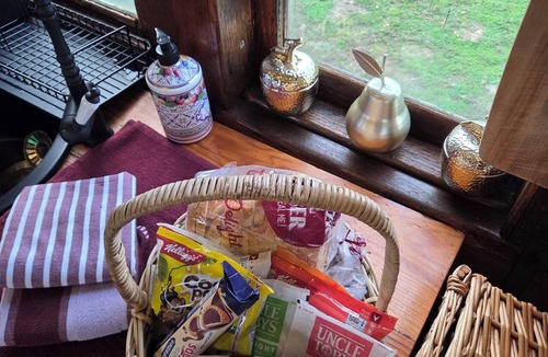 Moorabool Bed & Breakfast | The Red Train - Unique Country Bed and Breakfast