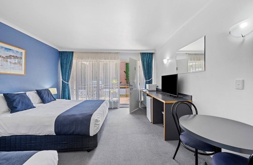 Echuca Hotel | The River Boat Hotel - Echuca