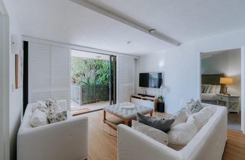 Currumbin Apartment | The Rocks GI