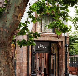 Melbourne Hotel | The Royce