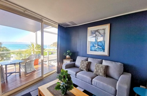 Lorne Hotel | The Sandridge Motel