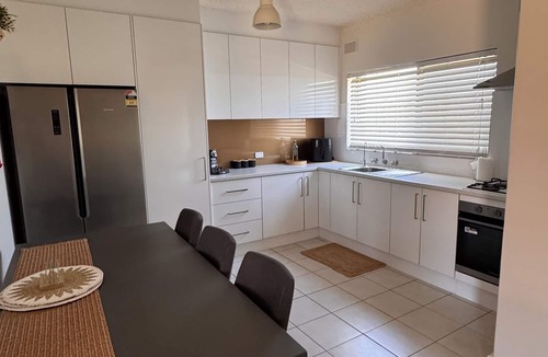 Semaphore Park Apartment | The Seaview at Semaphore Park Beachfront - Unwind at this peaceful getaway.