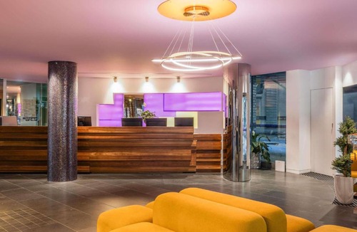 Docklands Apartment | The Sebel Melbourne Docklands Hotel