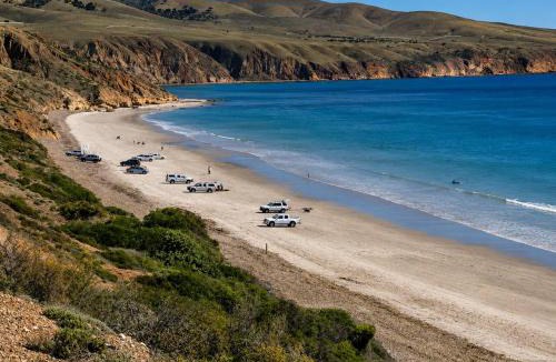 Sellicks Beach House | The Sellicks Perch - Unique Drive-On Beach Adventure