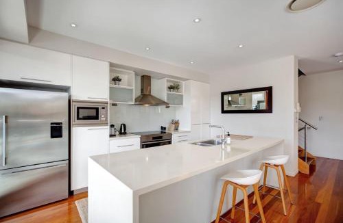 Peregian Beach Apartment | The Shore Thing 2