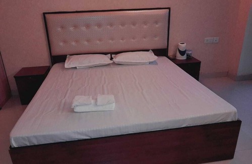 Vrindavan Apartment | The space Hare Krishna Orchid, Vrindavan Studio Apartment for Family and Friend