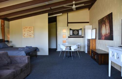 Middlemount Apartment | The Studio