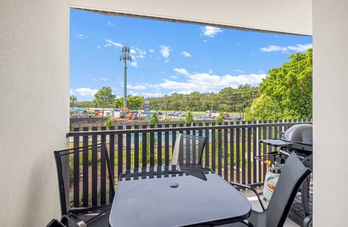 Sandstone Point Apartment | The Ultimate Couples Escape