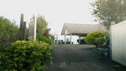 Peermade Villa | The Upper Deck