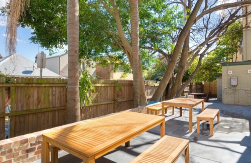 Glebe Hotel | The Village Glebe