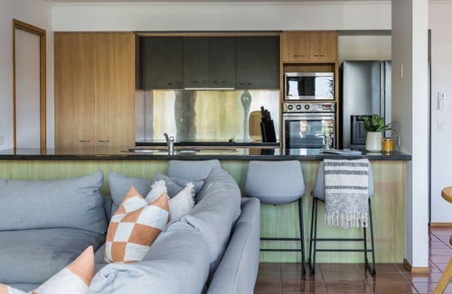 Noosaville House | The Waterfront - 4-bedroom waterfront home + pool