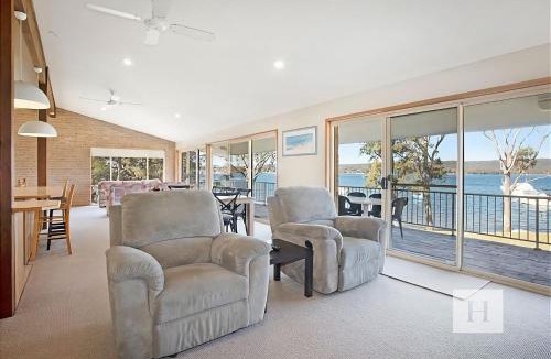 Gwandalan House | The Waterfront