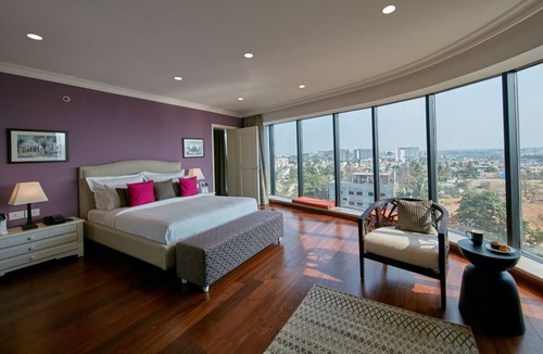 Krishnarajapura Hotel | The Waverly Hotel & Residences