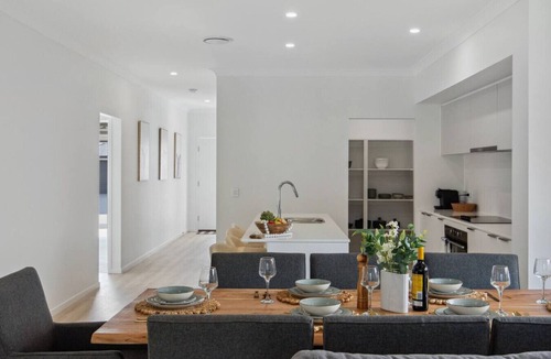 Coomera House | Theme Parks/Mall/M1! 5Beds Luxury Family Retreat