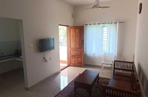 Auroville House | Thilaga White House
