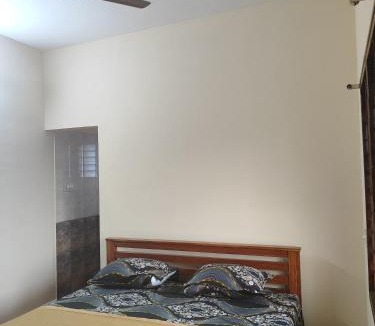 Tiruvannamalai Cabin | Thiru Somasundaram