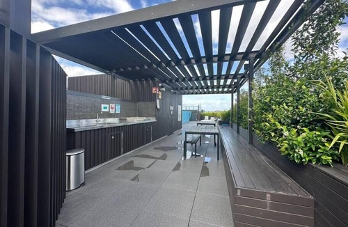 Richmond Apartment | This apartment is a 1 bedroom(s), 1 bathrooms, located in Richmond, VIC.