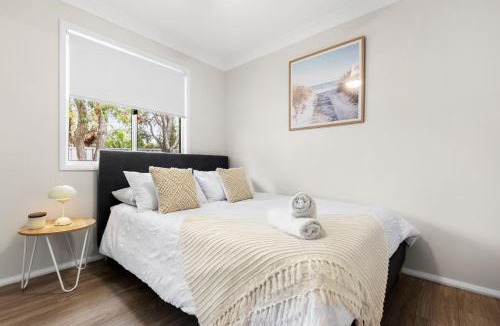 Culburra Beach House | This is Livin' - Fire Pit - 3 Mins Walk to Beach