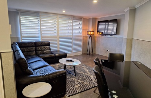 Newcastle Apartment | Three Bedroom Apartment