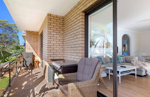 Nelson Bay Apartment | Three bedroom unit at Little Beach