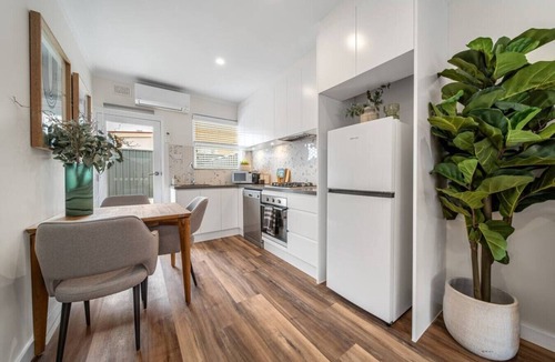 Mile End Apartment | Three Tea House — Relaxed Living in Mile End