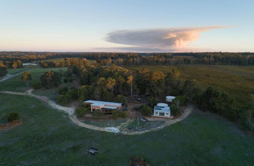 Metricup House | Three Towns Stay