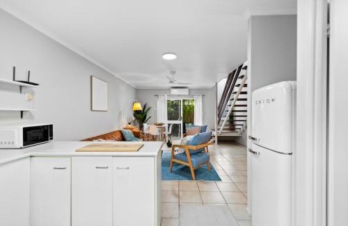 Trinity Beach Apartment | Tide and Seek at Trinity Beach