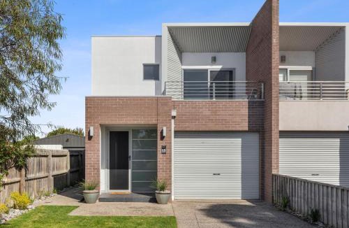Indented Head House | Time Out on Flinders