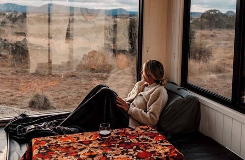 Hill Top Cabin | Tiny Elsie - Snowy Mountains