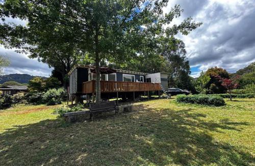 Gilderoy House | Tiny house at Gilderoy Valley Views