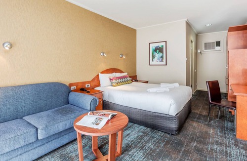 Tonsley Hotel | Tonsley Hotel