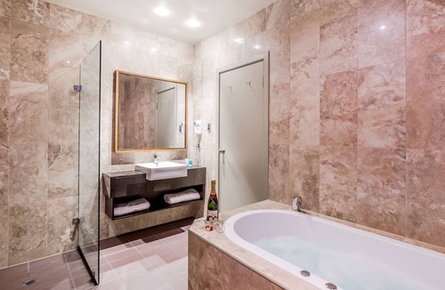 Tonsley Hotel | Tonsley Hotel