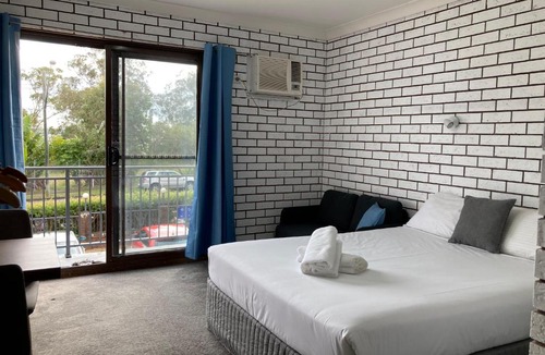 Toukley Hotel | Toukley Motel