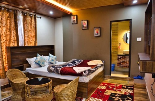 Karsiyang Hotel | TRADITIONAL HOTEL AND RESTAURANT