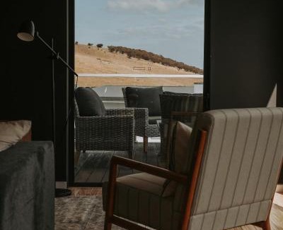 Tranmere Apartment | Tranmere Seaside Serenity