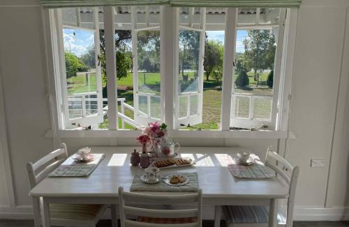 Leyburn House | Tranquil 2-Bedroom House Rental in Historic Leyburn