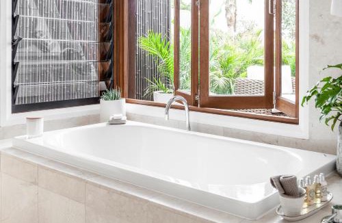 Ewingsdale Villa | Tranquil Byron Bay Villa, Hinterland views - Vue 3
