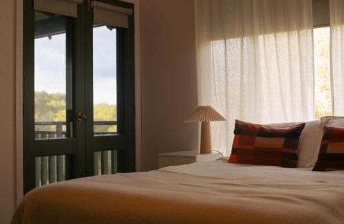 Naturaliste Ski Chalet | Tranquil & Organic Forest Retreat - Balcony and Sunsets