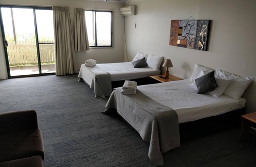 Maleny Hotel | Tranquil Park Maleny