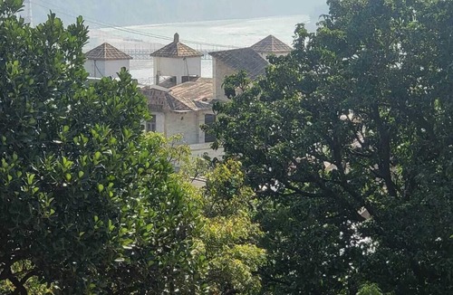 Rishikesh Villa | Tranquil Riverside Elegance: Luxury Retreat with Captivating Views by the Ganges