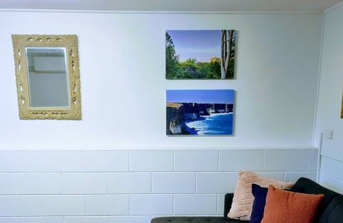 Buderim Apartment | Tranquil studio retreat. Walk to Buderim Village.