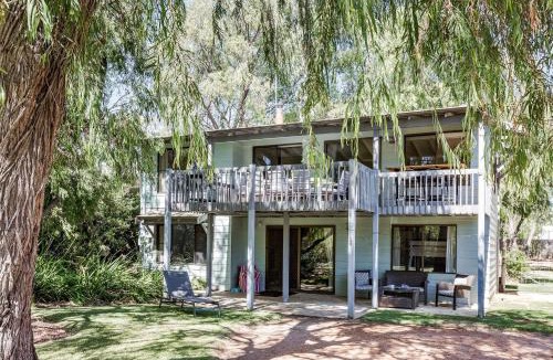 Quindalup House | Tranquil Waters