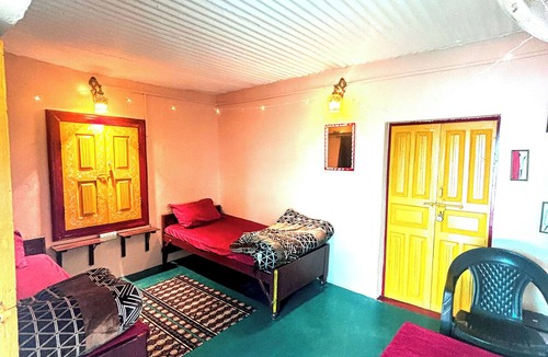 Almora Hostel | Traveller Hive - Kasar Devi