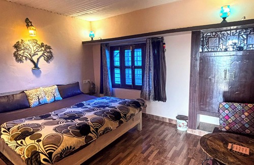 Almora Hostel | Traveller Hive - Kasar Devi