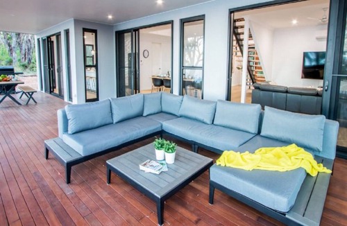 Agnes Water House | TREE TOP BREEZE - SUNRISE AT 1770