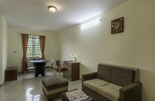 Vijaya Bank Layout Hotel | Treebo Akshaya Mayflower Vijaya Bank Layout