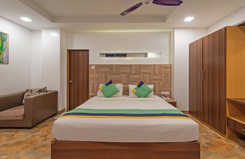 East Tambaram Hotel | Treebo Golden Swan Tambaram