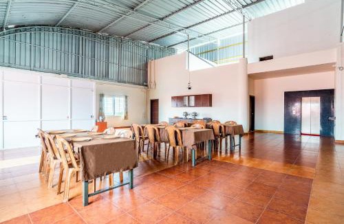 Mangalore Hotel | Treebo Pappilon Palace - PVS Circle