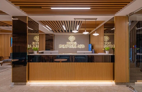 Hyderabad Hotel | Treebo Premium D Consulate, Near US Consulate
