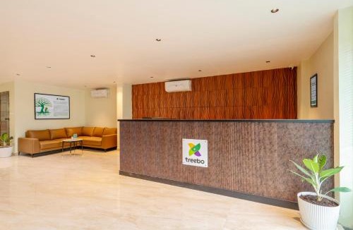 Banjara Hills Hotel | Treebo The Infinity, Banjara